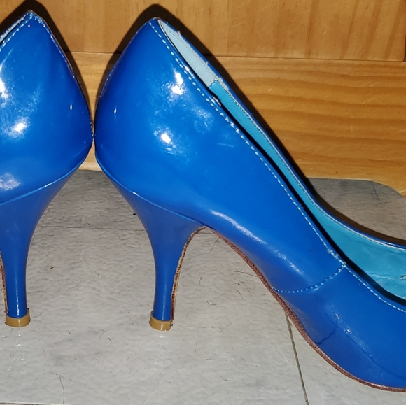 4 inch high heels bright blue excellent condition - Picture 4 of 4